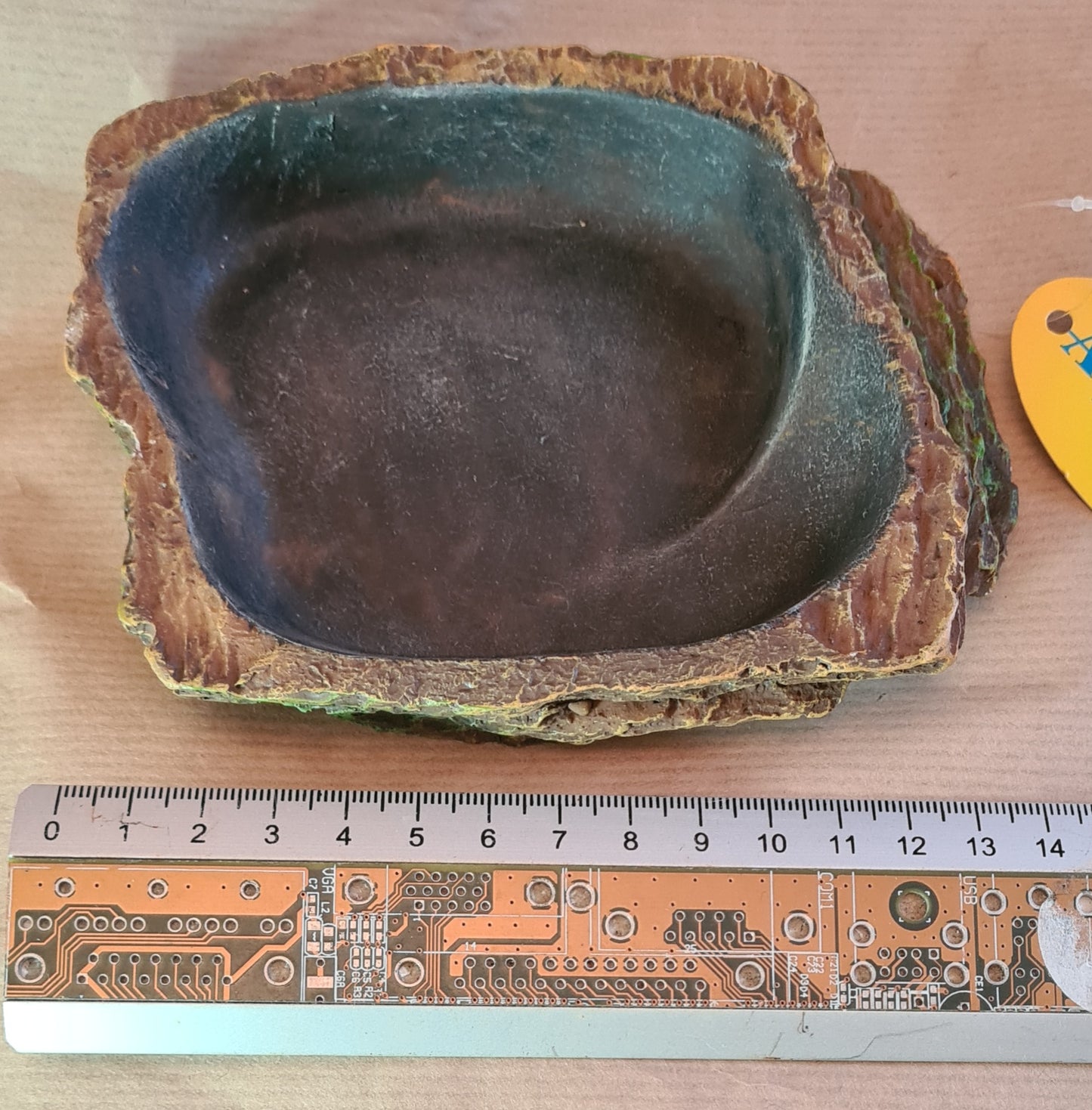 Aquarline reptile tortoise snake lizard rock style water bowl dish 11x14x2.5cm