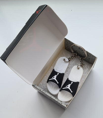 1 x Air Jordan Black/White MINI SLIDERS KEYRING WITH SHOE BOX