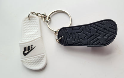 1 x NIKE Black & White MINI SLIDERS KEYRING WITH SHOE BOX